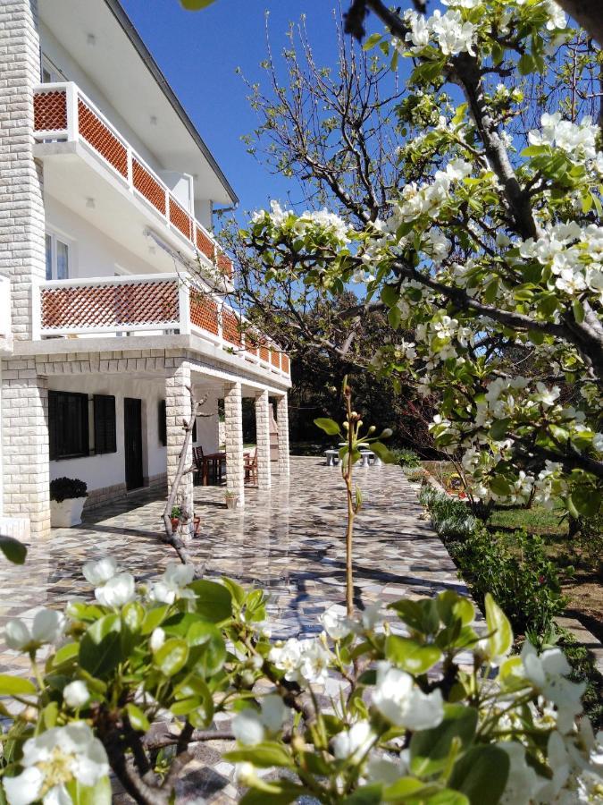 Milijana Apartments Rab Rab Town Esterno foto