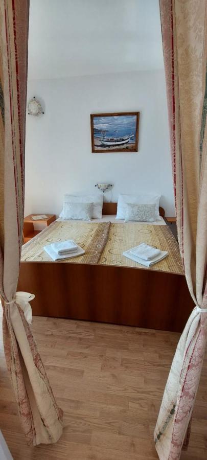 Milijana Apartments Rab Rab Town Esterno foto
