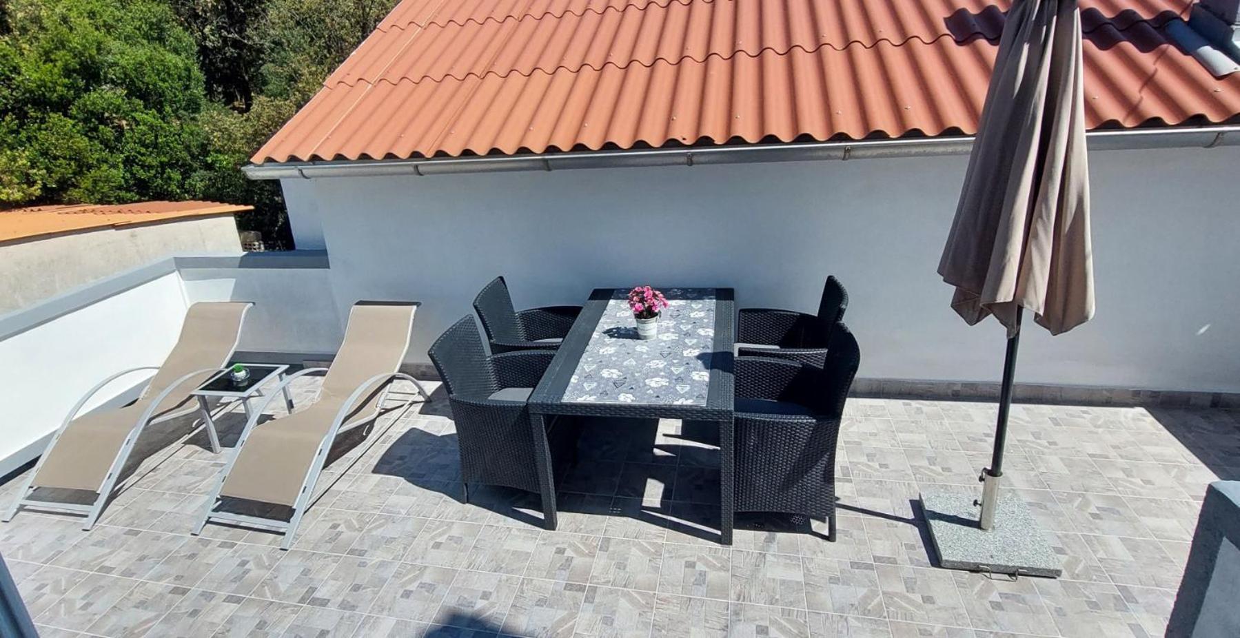 Milijana Apartments Rab Rab Town Esterno foto